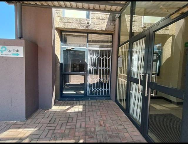BUSINESS PROPERTY TO RENT IN RANDJESPARK